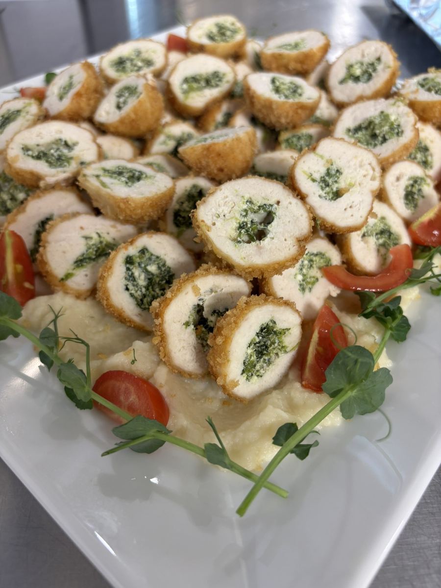 Savoury rolls with spinach